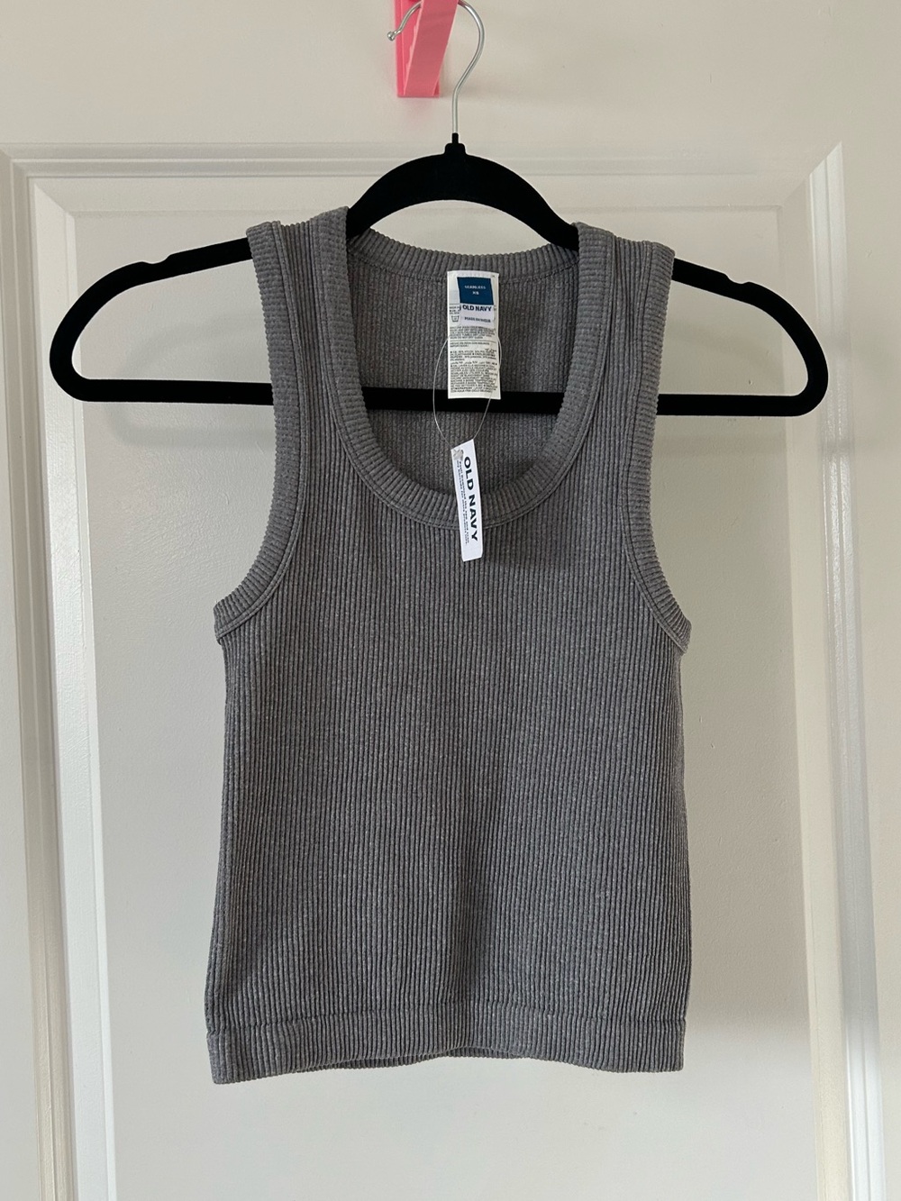 Old Navy Light Gray Ribbed Scoop Neck Tank